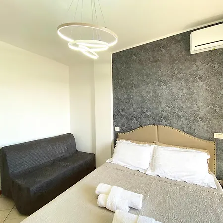 Cima Aparthotel 3*