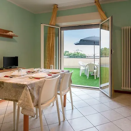 西玛公寓式酒店 里米尼